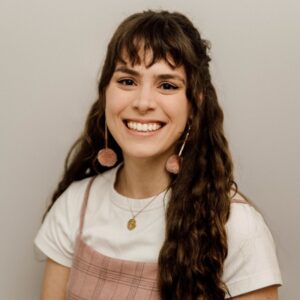 Headshot of Laura Gruszka smiling at the camera.