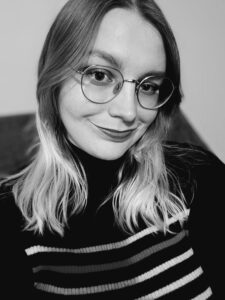 Black and white head shot of Nina Richner